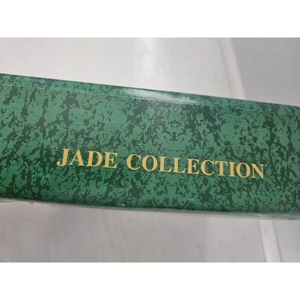 World Bazaars Nativity Set - Jade Collection 11pc Including‎ Wood Base
